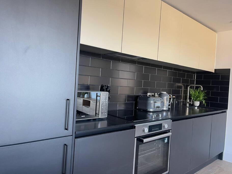 Trendy Apartment In Cardiff Free Parking Ngoại thất bức ảnh