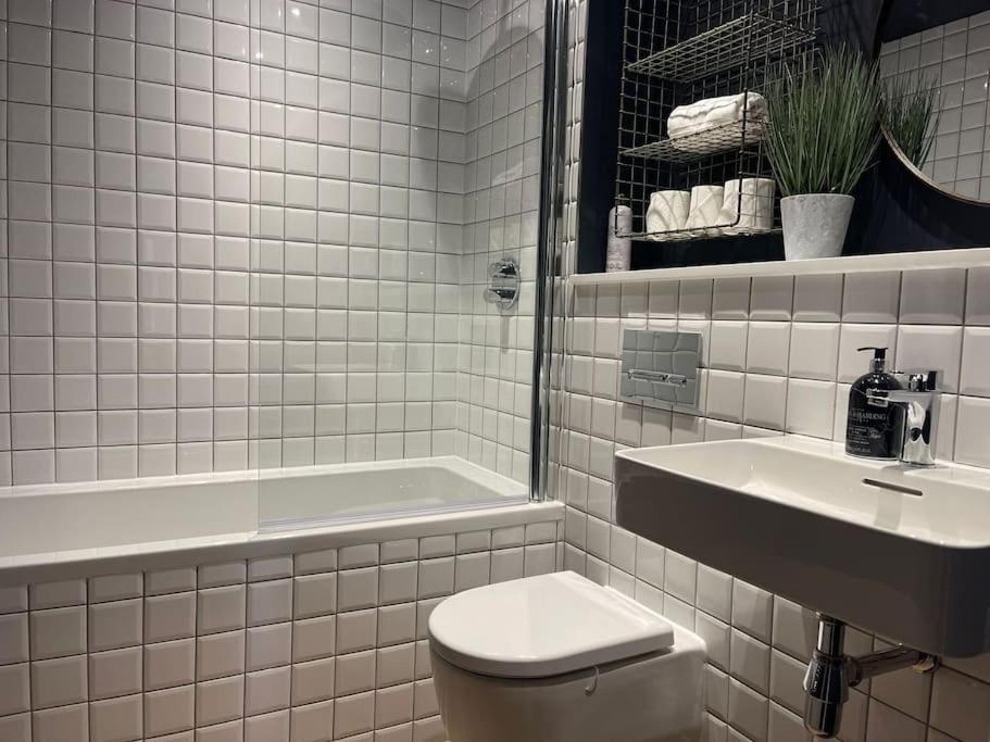 Trendy Apartment In Cardiff Free Parking Ngoại thất bức ảnh