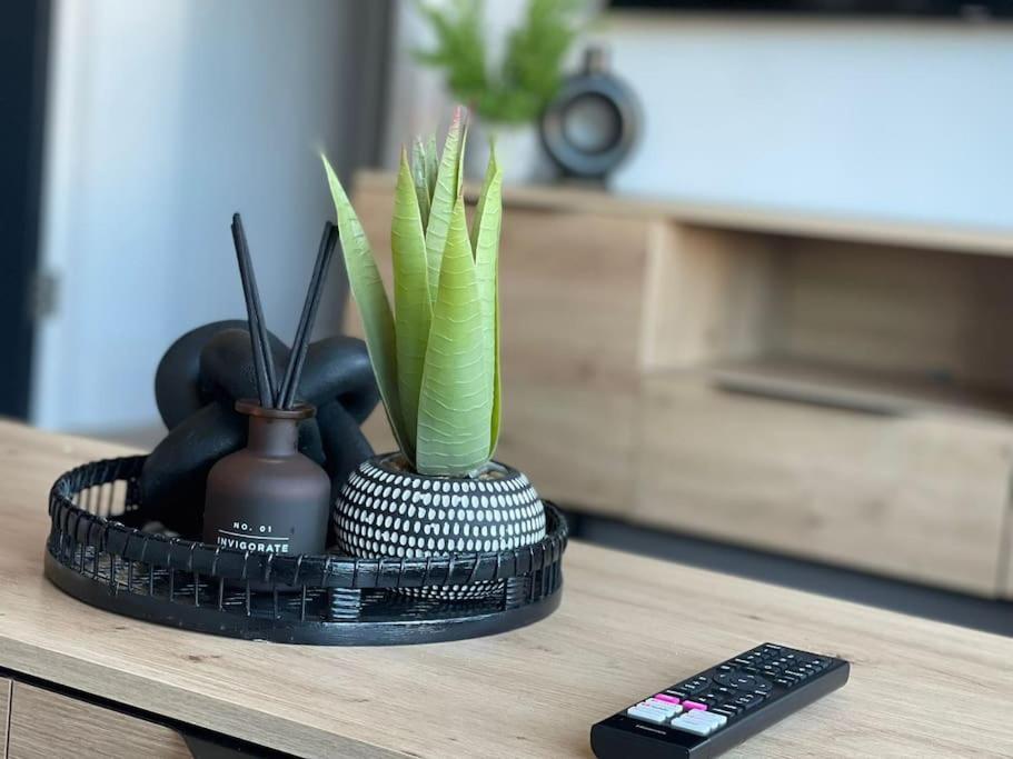 Trendy Apartment In Cardiff Free Parking Ngoại thất bức ảnh